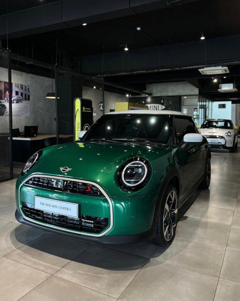 MINI COOPER HYBRID