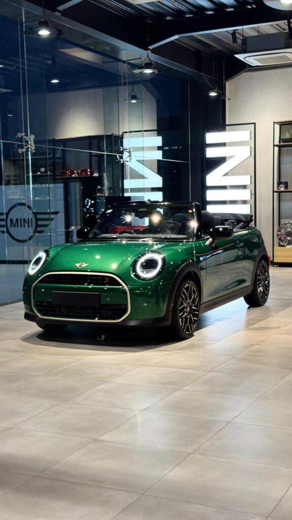 MINI CABRIO MILD HYBRID