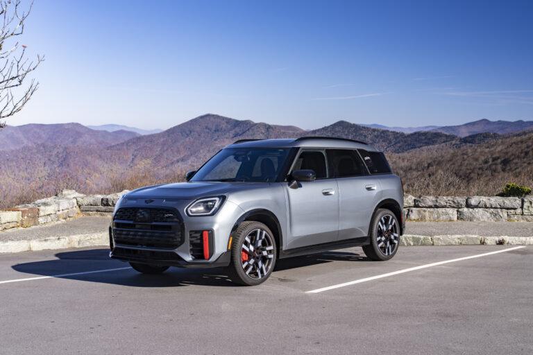 MINI JCW COUNTRYMAN